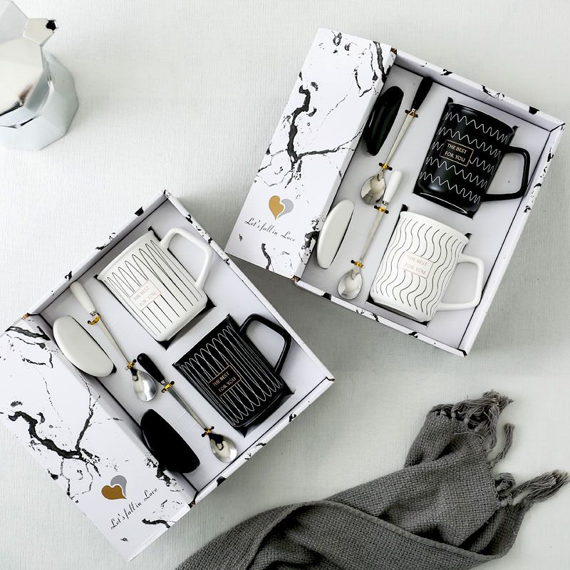 Premium Gift Set: Tea & Ceramic Cup Duo